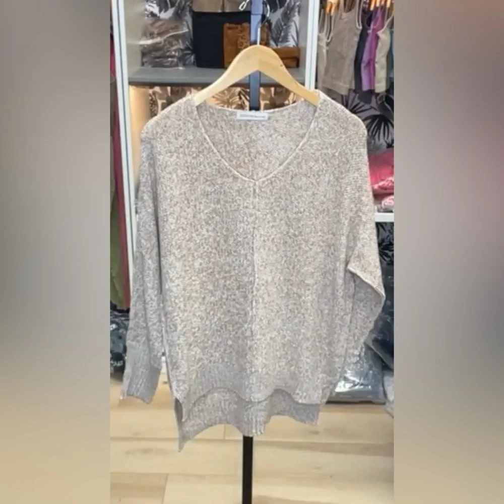 Zenana Woman’s V-Neck Sweater - Light Mocha NEW